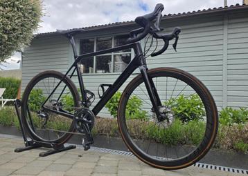 Canyon Endurance CF SL 8 Ultegra Disc + Carbon Wheels beschikbaar voor biedingen