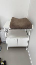 Verzorgingstafel + kussen + 3 hoeslakens, Kinderen en Baby's, Badjes en Verzorging, Ophalen, Gebruikt