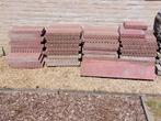 Te koop lot boordstenen (rood), Tuin en Terras, Bielzen en Borduren, Ophalen, Gebruikt, 25 tot 50 cm, Beton