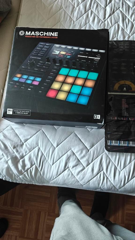 Native instruments maschine MK3, Muziek en Instrumenten, Midi-apparatuur, Zo goed als nieuw, Ophalen
