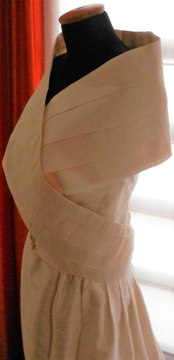 Robe de mariée en véritable soie sauvage, T38, blanc écru, Enlèvement, Porté, Autres couleurs, Robe de mariée