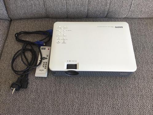 Projecteur Sanyo PRO xtraX, Audio, Tv en Foto, Beamers, Gebruikt, Ophalen