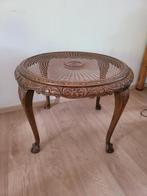 Ancienne table cannelée en très bon état, Enlèvement, Bois