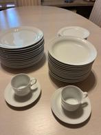 Servies wit 12-delig, Antiek en Kunst, Ophalen