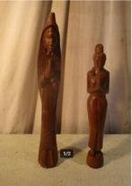 2 belles vieilles statues en bois - Madones en prière, Enlèvement ou Envoi