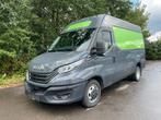 Iveco Daily 35C18 Dubbele wielen - 3500 kg trekhaak - 3000 c, Auto's, Bestelwagens en Lichte vracht, Automaat, Gebruikt, Euro 6