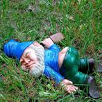 Statue de nain de jardin Drunk Leprechaun bleu (24 cm), Jardin & Terrasse, Enlèvement ou Envoi, Neuf, Nain de jardin