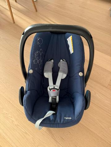 Maxi cosi Pebble et base Family Fix isofix beschikbaar voor biedingen