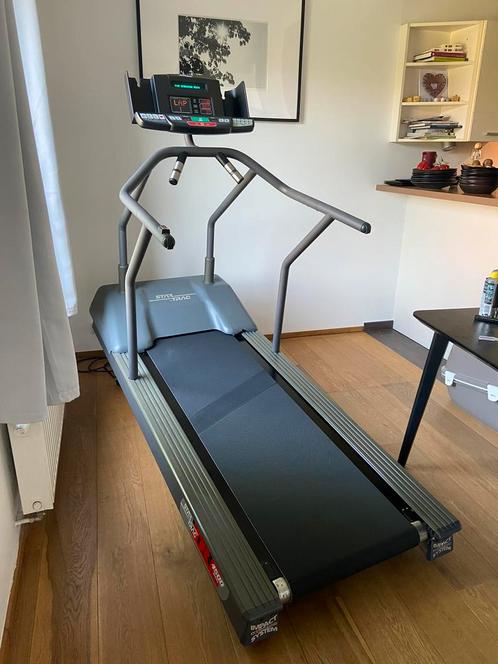 STAR TRAC 4500 (pro tapijt voor privégebruik), Sport en Fitness, Fitnessmaterialen, Gebruikt, Rug, Ophalen