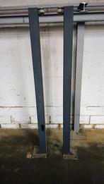 2 stalen gelakte palen voor schuifpoort 2000h op voetplaat, Enlèvement, 200 cm ou plus, Porte coulissante, Utilisé