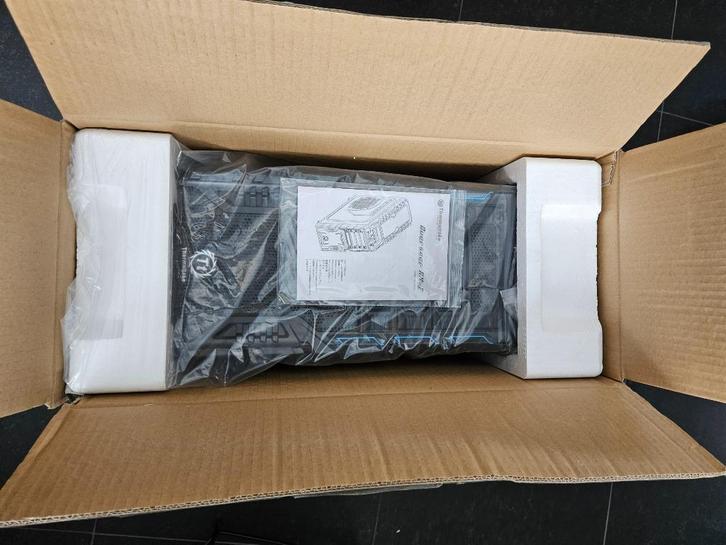 PC case Thermaltake Overseer RX-1, Computers en Software, Computerbehuizingen, Nieuw, Ophalen