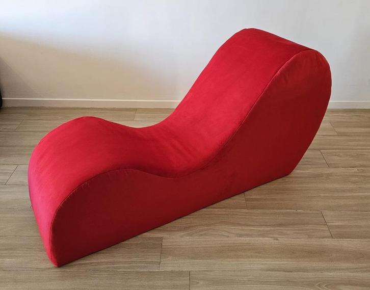 Tantra rode fluwelen bank - Nieuw, Huis en Inrichting, Zetels | Zetels, Nieuw, Verzenden