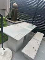 Set:eettafel met zitbanken in natuursteen, Tuin en Terras, Tuintafels, Ophalen, Gebruikt, Vierkant, Overige materialen
