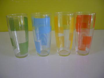 4 prachtige vintage fifties glazen frisdrank / cocktail beschikbaar voor biedingen