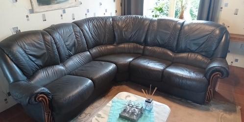 Groot lederen hoeksalon met elektrische relax zetel., Huis en Inrichting, Zetels | Complete zithoeken, Gebruikt, Ophalen