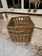 Rieten mand, Huis en Inrichting, Woonaccessoires | Schalen en Manden, Ophalen of Verzenden, Mand