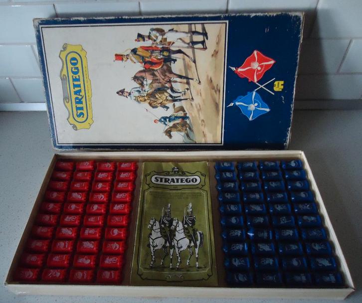 Vintage "Stratego" van Jumbo in goede staat !, Hobby en Vrije tijd, Gezelschapsspellen | Bordspellen, Gebruikt, Een of twee spelers