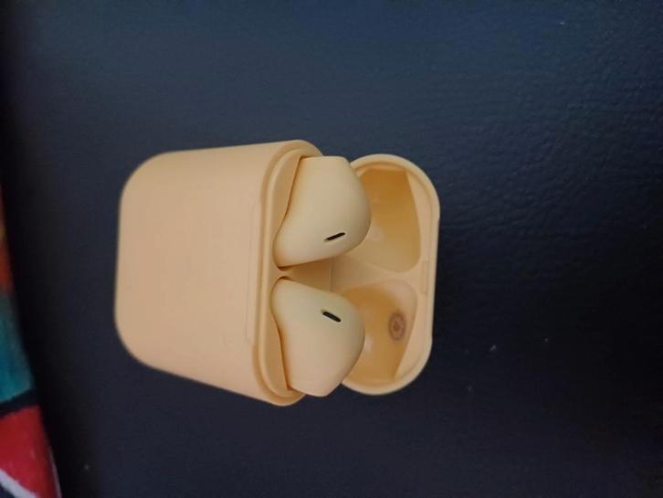 Casque Bluethoot neuf avec câble et chargeur., Audio, Tv en Foto, Hoofdtelefoons, Nieuw, Ophalen of Verzenden