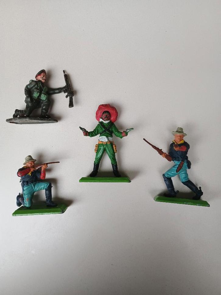 4 Vintage soldaatjes Britse Deetail Cavaleristen jr. 1971, Enfants & Bébés, Jouets | Extérieur | Jeu d'action, Enlèvement