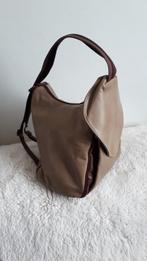 Handtas~backpack in leer, handtas rood in leer met draagriem, 25 tot 40 cm, Zo goed als nieuw, 30 tot 45 cm, Ophalen