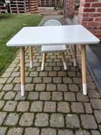 Kindertafel met stoeltjes, Ophalen, Zo goed als nieuw, Tafel(s) en Stoel(en)