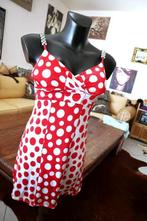 opvallend positief creatief rood/wit uitstralende jurk, Kleding | Dames, Maat 38/40 (M), Vintage, Ophalen of Verzenden, Onder de knie