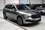 Skoda Kamiq 1.0 TSI Black Pack DSG - NAVI SMART / CAMERA / P, Auto's, Stof, Gebruikt, 116 pk, Bedrijf