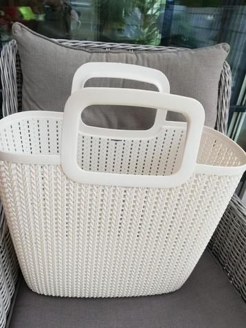 Nieuwe boodschappenmand van curver knit lily
Winkel prijs 25 beschikbaar voor biedingen