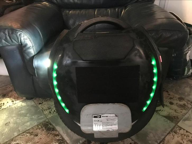 Gyroroue King Song 18 L, Fietsen en Brommers, Overige Fietsen en Brommers, Gebruikt, Ophalen