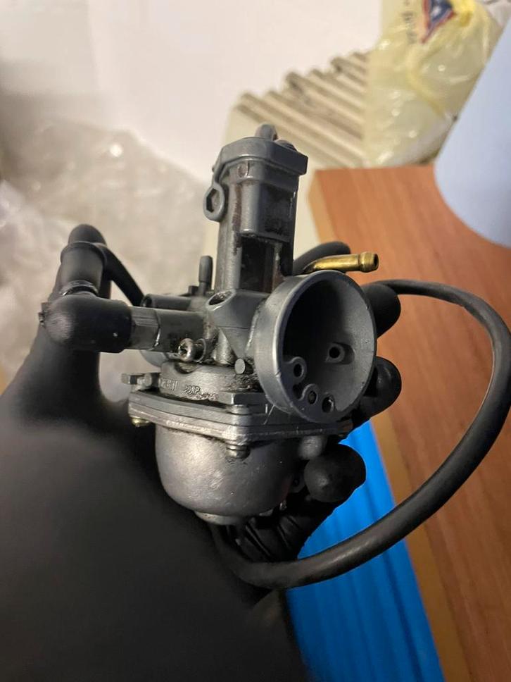 Mikuni carburateur 20,5mm, Fietsen en Brommers, Brommeronderdelen | Algemeen, Gebruikt, Carburateur, Ophalen of Verzenden