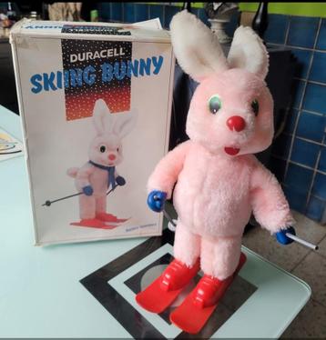 Ancien lapin Duracell avec sa boîte d'origine 

Le lapin ski beschikbaar voor biedingen