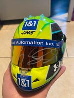 Gesigneerd 1:2 Mick Schumacher helm Haas, Verzamelen, Automerken, Motoren en Formule 1, Ophalen of Verzenden, Zo goed als nieuw
