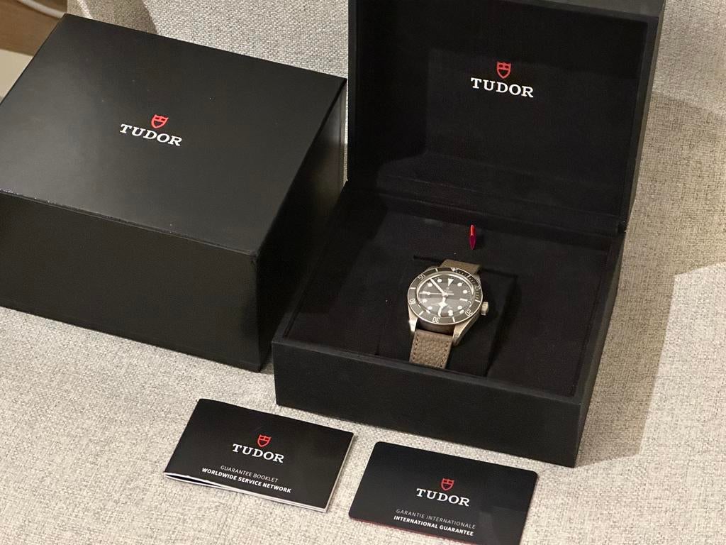 Tudor Black Bay Fifty-eight 925 - Full Set, Enlèvement, Porté