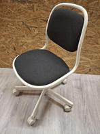 bureaustoel voor kind - Ikea (Örfjäll) - wit/zwart, Huis en Inrichting, Ophalen, Zo goed als nieuw, Zwart, Bureaustoel