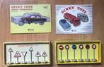 DINKY TOYS BOEKJES+2 DOOSJES VERKEERSTEKENS NR 40 EN 41ATLAS, Hobby en Vrije tijd, Dinky Toys, Ophalen of Verzenden, Zo goed als nieuw