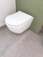 Hangtoilet nieuw, Ophalen, Zo goed als nieuw