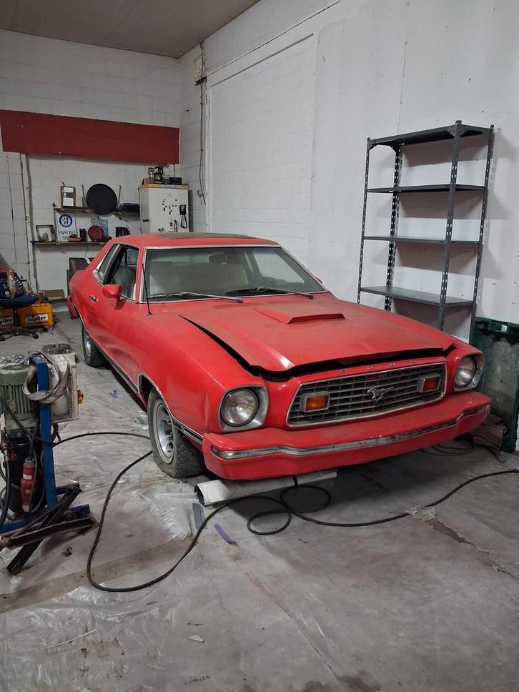 Ford Mustang ii coupe 1976, Auto's, Ford, Particulier, Mustang, Benzine, Coupé, Automaat, Rood, Overige kleuren, Leder, Achterwielaandrijving