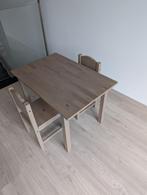 Houten kleutertafel en 2 stoeltjes, Ophalen, Zo goed als nieuw, Tafel(s) en Stoel(en)