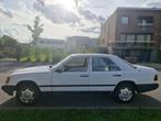 Mercedes 250d (40 ans 199500 km réels), Auto's, Mercedes-Benz, 2500 cc, 4 deurs, Stof, Beige