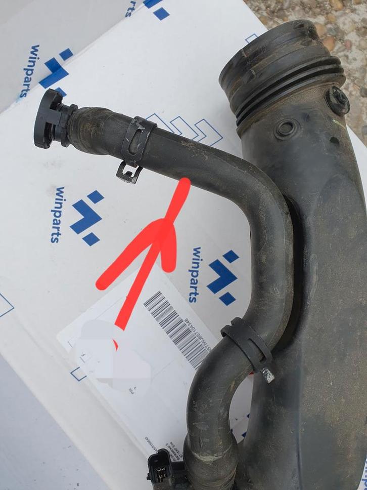 Laadlucht Inlaatslang DS3 3008 1.6THP los carterventilatie, Auto-onderdelen, Motor en Toebehoren, Citroën, Mini, Peugeot, Gebruikt