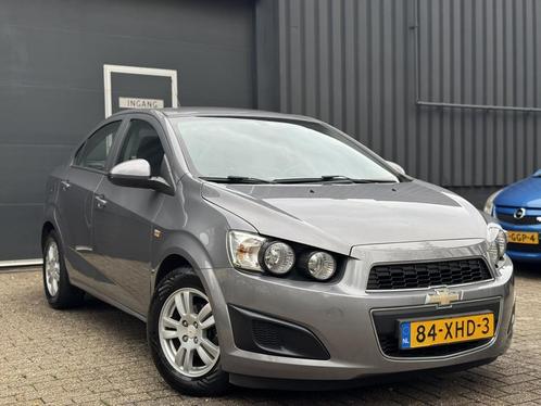 Chevrolet Aveo 1.4 LT Automaat/AC/Cruise/Trekhaak., Autos, Chevrolet, Entreprise, Achat, Aveo, ABS, Airbags, Air conditionné, Alarme