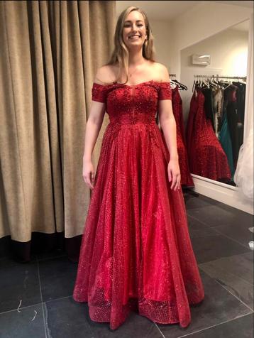 Robe de bal rouge faite par Atelier eXc, Enlèvement, Comme neuf, Robe de gala