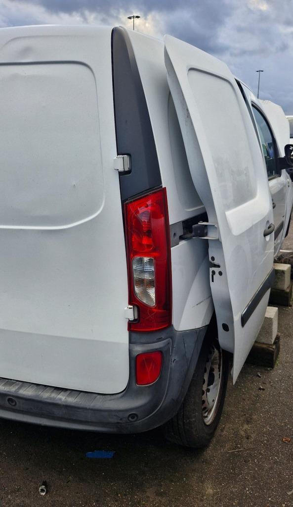 Originele Mercedes Citan rechter achterkoplamp uit 2012, Auto-onderdelen, Verlichting, Mercedes-Benz, Gebruikt, Ophalen