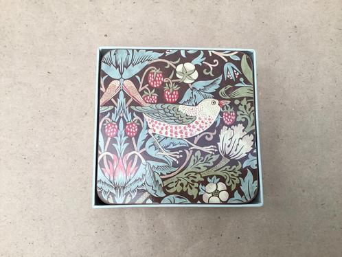 William Morris Pimpernel coasters onderzetters, Huis en Inrichting, Woonaccessoires | Onderzetters, Zo goed als nieuw, Glas of Kopje
