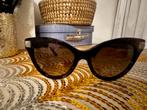 Valentino Garavani | Cat-eye zonnebril, Handtassen en Accessoires, Zonnebrillen en Brillen | Dames, Overige merken, Gebruikt, Zonnebril