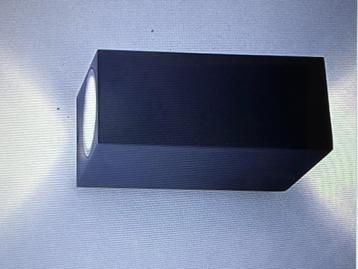 binnen  en buiten verlichting   beschikbaar voor biedingen