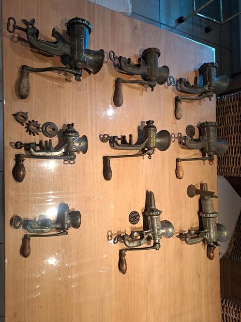 Set van 9 vleesmolens voor sap of andere, Antiek en Kunst, Antiek | Gereedschap en Instrumenten, Ophalen