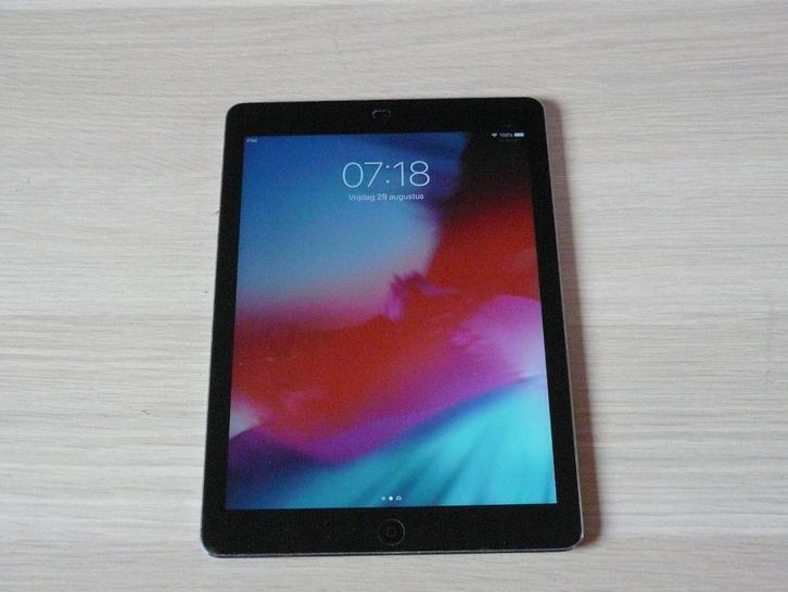 Apple Ipad Air 16GB Space Gray in mooie staat, Computers en Software, Apple iPads, Zo goed als nieuw, Apple iPad, Wi-Fi, 9 inch