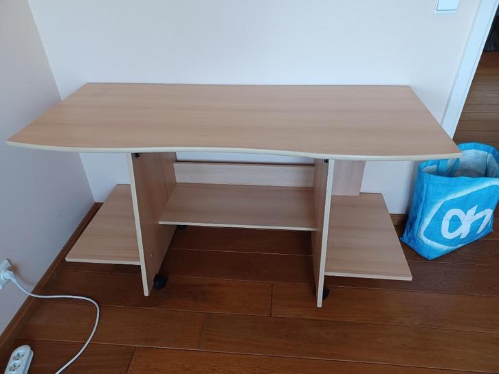 bureau/computertafel, Huis en Inrichting, Bureaus, Gebruikt, Bureau, Ophalen