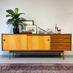 Vintage dressoir, sideboard, noten, Huis en Inrichting, Ophalen of Verzenden, Gebruikt